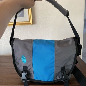 Timbuk2 Classic Messenger Bag (Small)